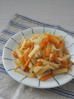 皮ごと食べよう、大根とにんじんのきんぴら-レシピのメイン写真