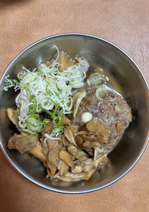 冷凍ハンバーグと舞茸の和式蒸し-レシピのメイン写真