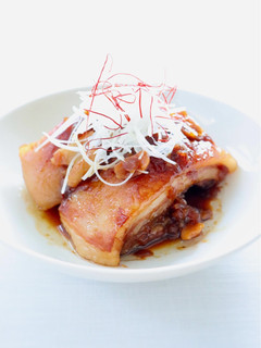 鍋ごと蒸し焼きで柔らか【オーブン角煮】-レシピのメイン写真