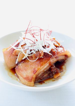 鍋ごと蒸し焼きで柔らか【オーブン角煮】-レシピのメイン写真
