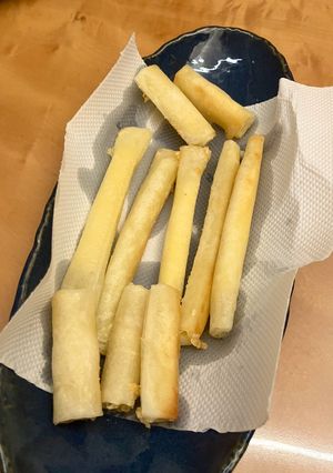 材料たった2つ程！寿司屋のチーズロール🧡-レシピのメイン写真