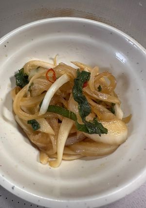 新玉ねぎと大葉の醤油ピリ辛漬け-レシピのメイン写真