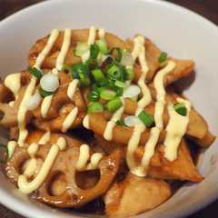 A picture of 鶏とレンコンの照り焼きマヨ.