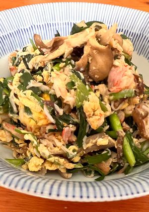 野菜料理♡簡単♡舞茸とカニカマ入りニラ玉-レシピのメイン写真