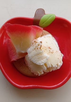 せいろで果物もイケる♪魅力的な蒸し林檎🍎-レシピのメイン写真
