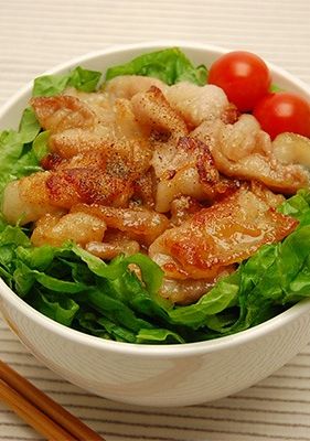 サンチュたっぷり！塩だれ豚丼-レシピのメイン写真