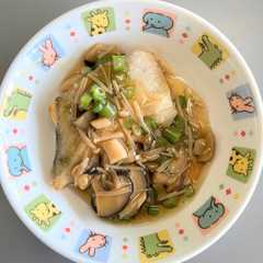 รูปของ 【保育所給食】たらのきのこあん