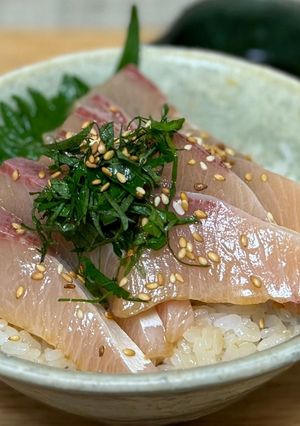 ブリ(カンパチ)の漬け丼　🐟-レシピのメイン写真