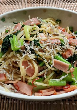 焼豚と小松菜の白だしパスタ-レシピのメイン写真