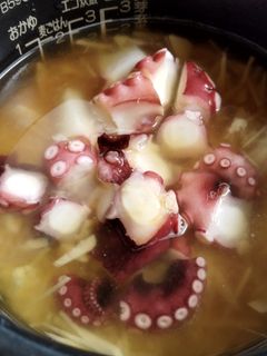 わが家のたこ飯(茹でタコの炊き込みご飯)-レシピのメイン写真