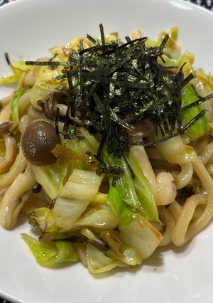 冷凍うどんで簡単! 辛子高菜の焼きうどん-レシピのメイン写真