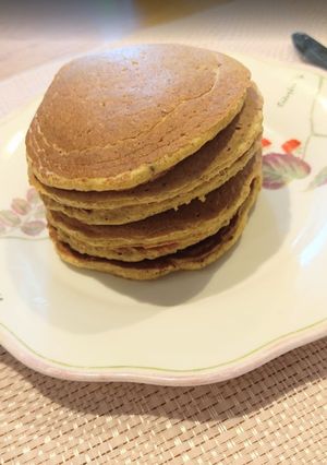 オートミールでグルテンフリーパンケーキ-レシピのメイン写真
