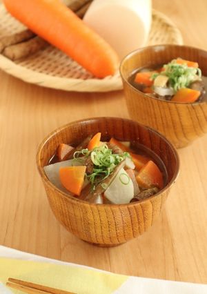 薄切りで時短◎根菜たっぷり具沢山みそ汁-レシピのメイン写真