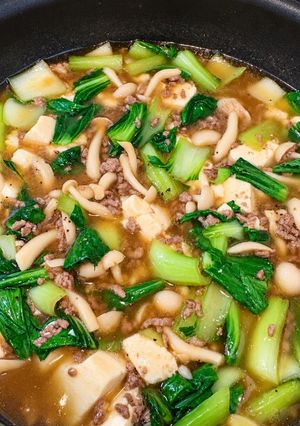 絹豆腐とひき肉、青梗菜とブナピーの中華うま煮-レシピのメイン写真