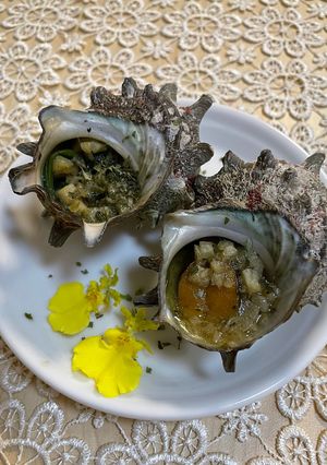 サザエの壷焼き⭐︎アンチョビバター風味-レシピのメイン写真
