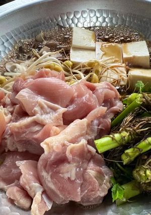 あえて素朴な田舎風味付けのセリ鍋-レシピのメイン写真