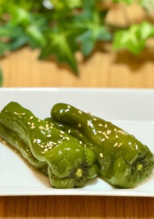 簡単！レンチン☆丸ごとピーマンの揚げ浸し・常備菜-レシピのメイン写真