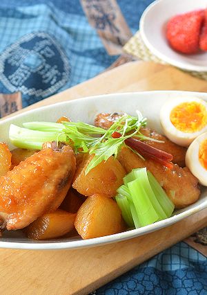 鶏手羽先と大根のこってり中華風甘辛煮♪-レシピのメイン写真