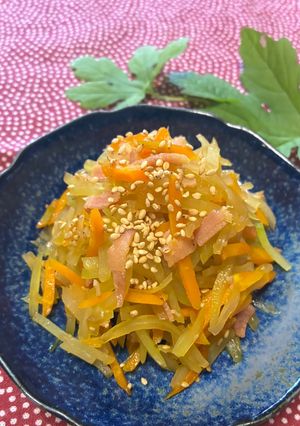青パパイヤと人参の⭐︎美味しい炒め物⭐︎-レシピのメイン写真