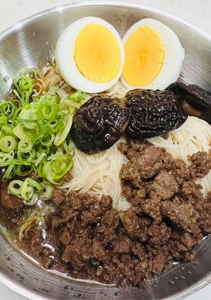 コストコ牛ミンチで作った牛そぼろそうめん-レシピのメイン写真