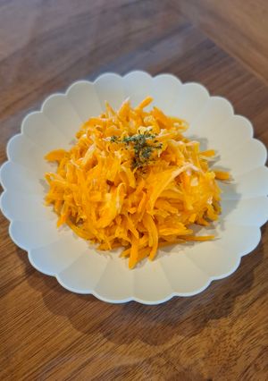 レンジで簡単♪にんじんクリチ和え-レシピのメイン写真