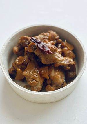 フライパンで作る、鶏手羽元のすっぱい煮。-レシピのメイン写真