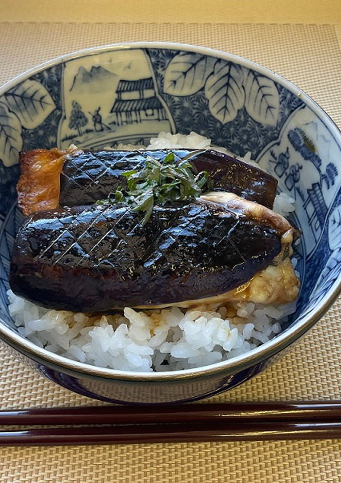 【野菜マシマシ】なすのかば焼き風丼-レシピのメイン写真