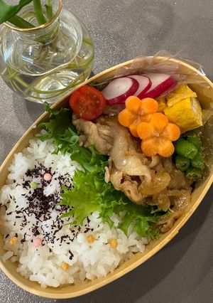 豚の生姜焼きと彩り野菜のお弁当-レシピのメイン写真