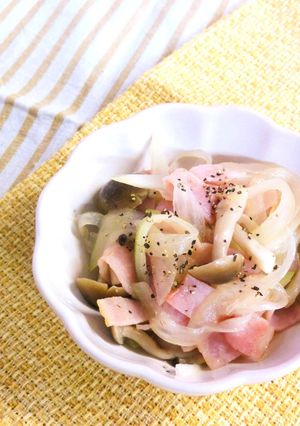 【副菜】泉州玉ねぎとベーコンのサラダ-レシピのメイン写真