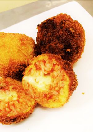栄養士の卵☆トマトピラフでライスコロッケ-レシピのメイン写真