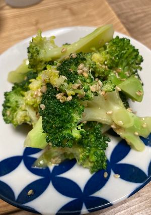 あと一品にブロッコリーの胡麻和え-レシピのメイン写真