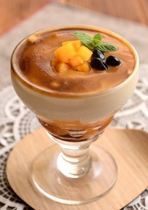 ほうじ茶香る柿のヨーグルトパフェ-レシピのメイン写真