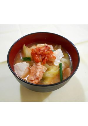鮭の中骨ピリ辛スープ-レシピのメイン写真
