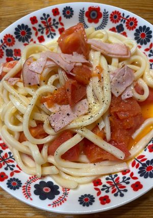 レンジで簡単♪ハムトマトチーズうどん-レシピのメイン写真