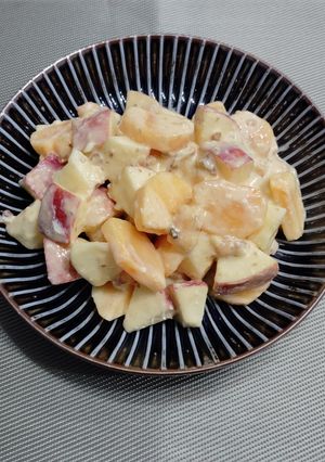 柿とリンゴとマンゴーのクリームチーズサラダ-レシピのメイン写真