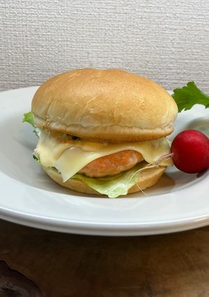スモークサーモンパテのハンバーガー🍔-レシピのメイン写真