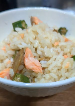 鮭とオクラの混ぜご飯-レシピのメイン写真
