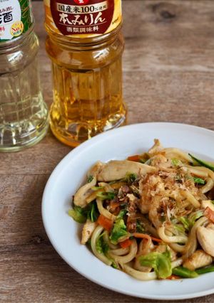 鶏むね肉のさっぱり生姜焼きうどん-レシピのメイン写真
