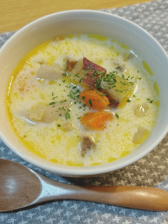 コク旨!さつま芋と根菜のミルクスープ-レシピのメイン写真