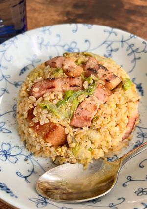 裏ワザでパラパラ！レタスチャーハン-レシピのメイン写真