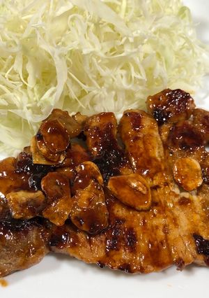 安くてうまい厚切り豚ロースのにんにく醤油ステーキ-レシピのメイン写真