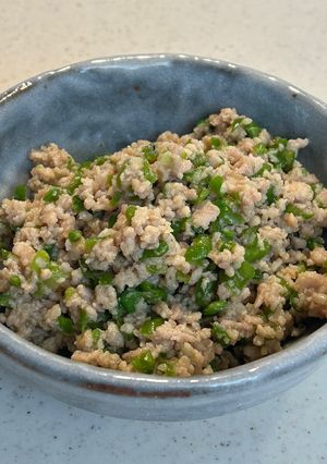 ご飯がすすむ！神楽南蛮入り鶏味噌そぼろ-レシピのメイン写真