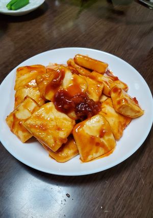 簡単！ヤンニョムはんぺん炒め-レシピのメイン写真