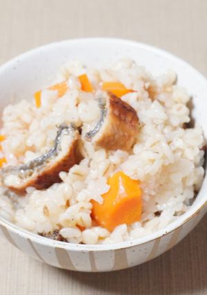 うなぎと人参のパワーアップご飯♪-レシピのメイン写真