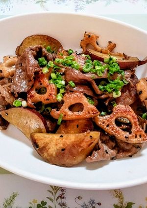 簡単今夜の夕飯！蓮根薩摩芋牛肉の野菜炒め-レシピのメイン写真