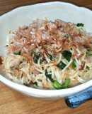 のらぼう菜とおかかのガーリックパスタ