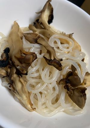 粉末お出汁で♡糸コンニャクと舞茸炒め-レシピのメイン写真