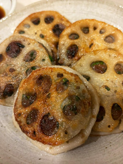 れんこんニラ餃子🥟美味しすぎ〜☆-レシピのメイン写真