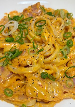 うどんのキムチカルボナーラ-レシピのメイン写真