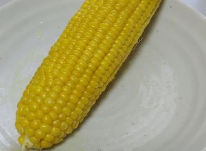 ラップを使わず薄皮レンチンとうもろこし-レシピのメイン写真